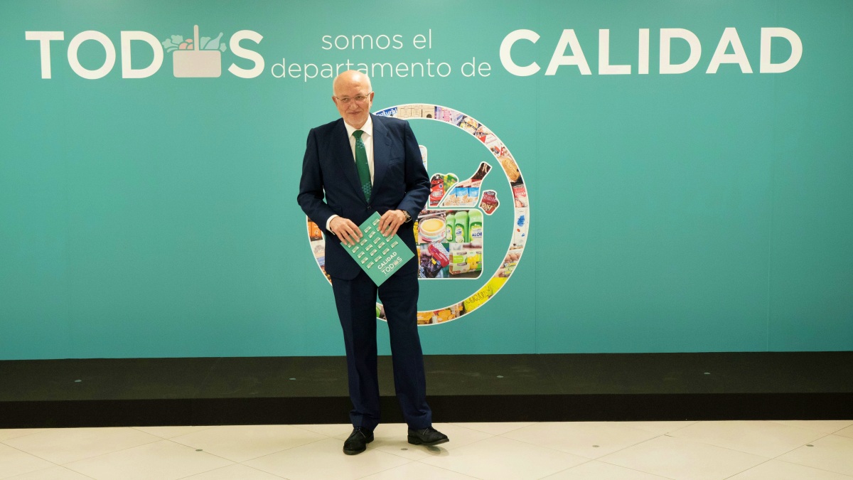 Mercadona factura un 3'3% más, hasta los 27. 819 millones y reduce su beneficio un 6% por el impacto de los costes 