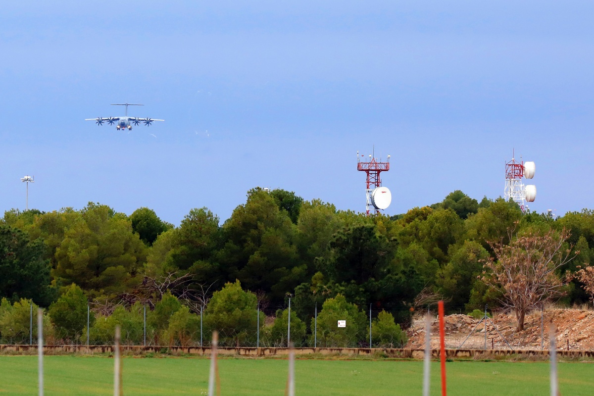 Uno de los aviones que han partido hacia Ucrania desde la Base aérea de Albacete