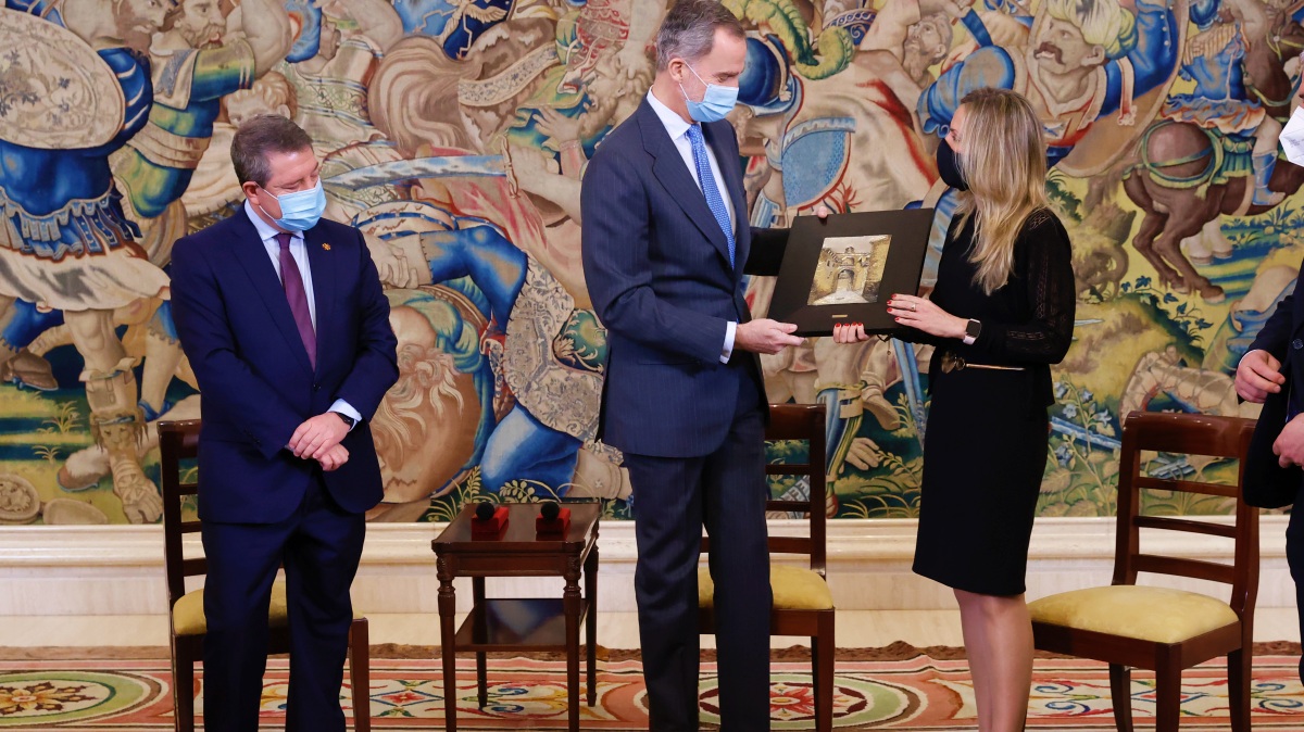 El Rey, Page y la alcaldesa de Sigüenza