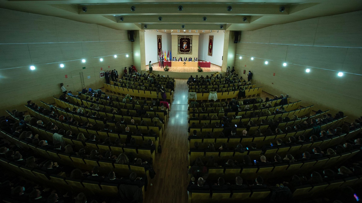 Acto de entrega de diplomas a los nuevos funcionarios del Cuerpo de Ayudantes de Instituciones Penitenciarias/ FOTO: MIGUEL BERROCAL