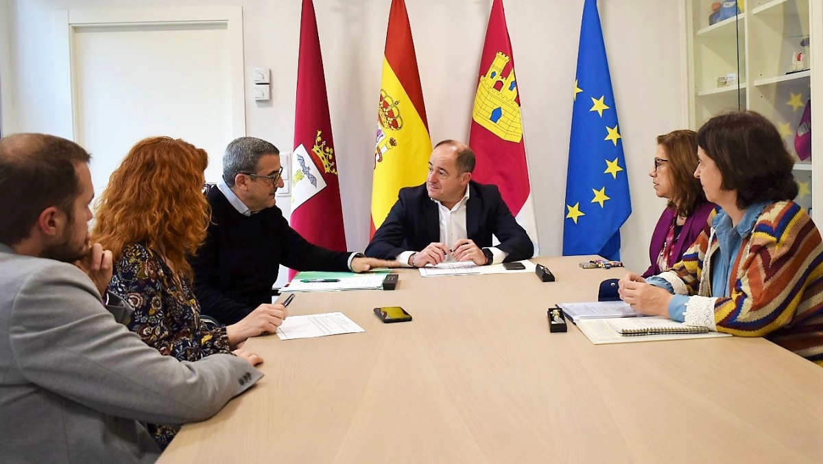 Reunión del alcalde de Albacete con el CERMI