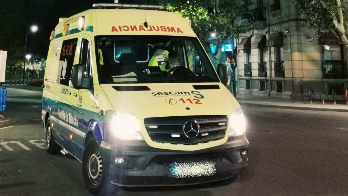 Una ambulancia en Albacete - Foto de archivo