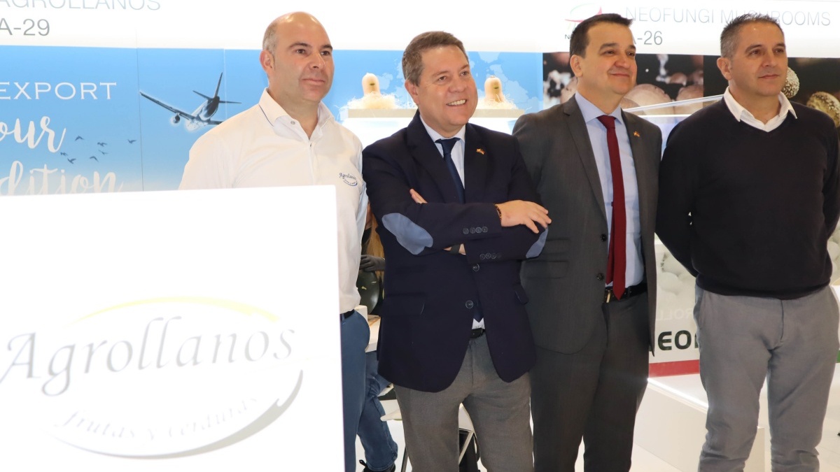 El presidente regional, Emiliano García-Page, asiste a la feria internacional ‘Fruit Logistica’ donde visitará el stand de Castilla-La Mancha. (Foto: JCCM)