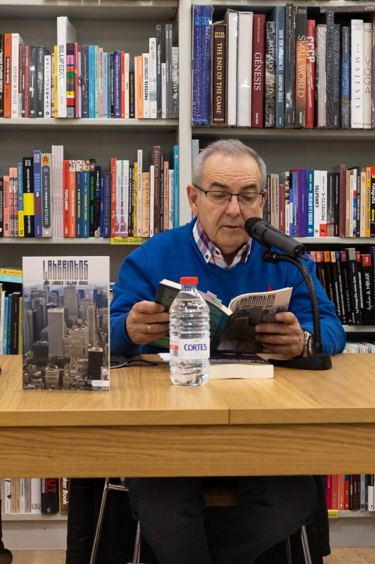 El escritor albaceteño Juan Lorenzo Collado presenta su última obra ‘Laberintos’