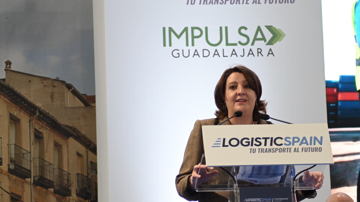 El Gobierno de Castilla-La Mancha destaca que la actividad logística moviliza el 40% de la facturación, inversión y salarios del sector servicios/ JCCM