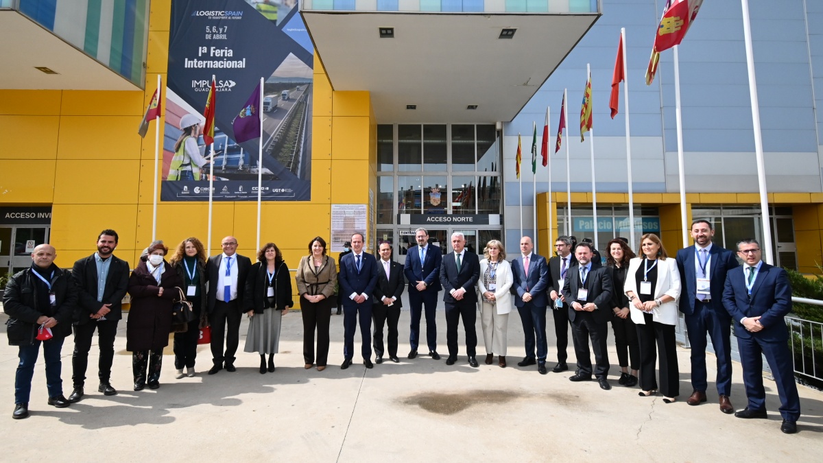 El Gobierno de Castilla-La Mancha destaca que la actividad logística moviliza el 40% de la facturación, inversión y salarios del sector servicios/ JCCM