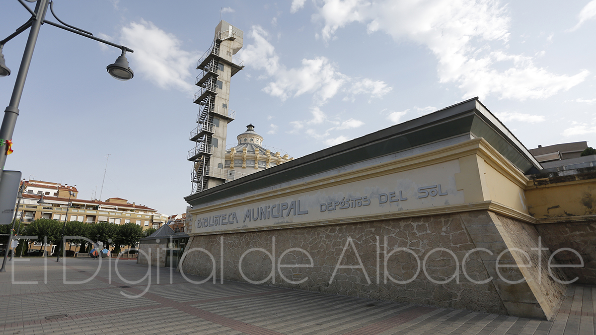 Biblioteca de los Depósitos del Sol en Albacete / Imagen de archivo
