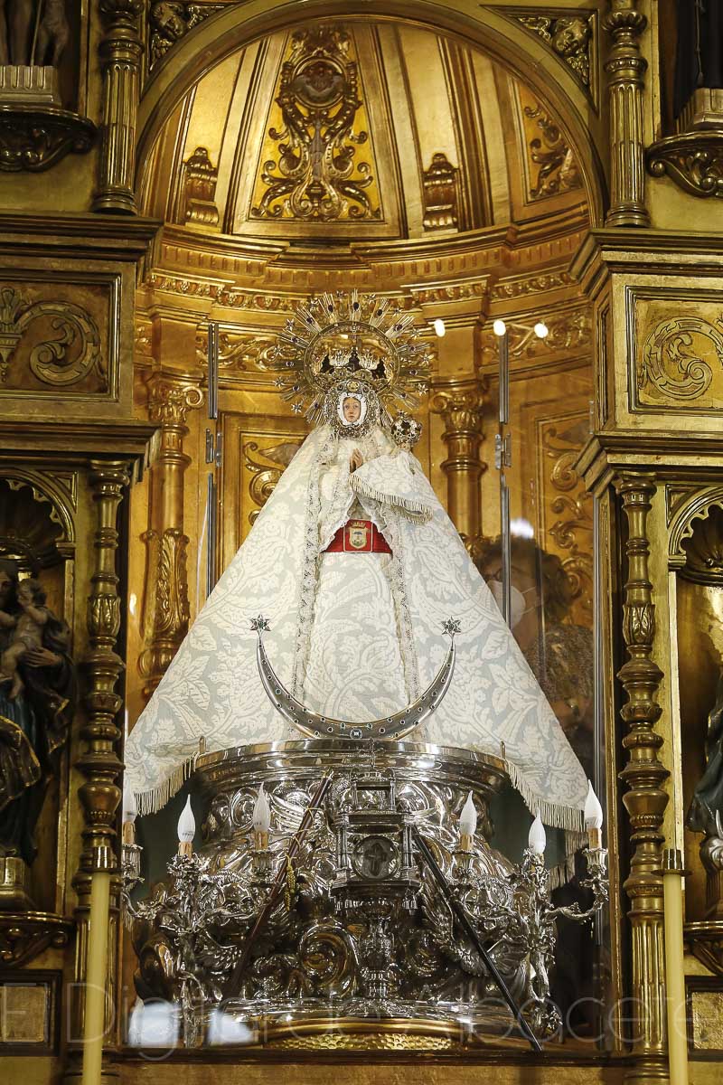 Apertura del Camarín de la Virgen de los Llanos en Albacete / Foto de archivo: Ángel Chacón