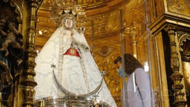 Apertura del Camarín de la Virgen de los Llanos en Albacete / Foto de archivo: Ángel Chacón