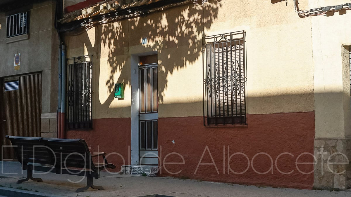 La casa donde fue hallado el cuerpo sin vida de esta vecina de Albacete