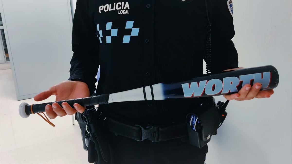Bate incautado por la Policía Local en Castilla-La Mancha - FOTO DE ARCHIVO