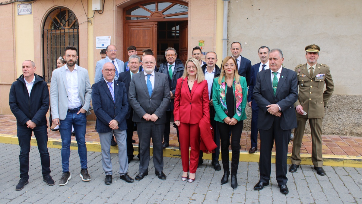Foto de familia en Pozo Lorente (Albacete)