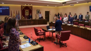 Minuto de silencio en el Ayuntamiento de Albacete