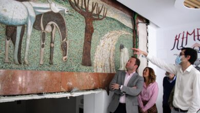 El mosaico de Roberto Ortiz Sarachaga deja su enclave para su restauración y traslado al Museo Provincial de Albacete / Ayto. Albacete