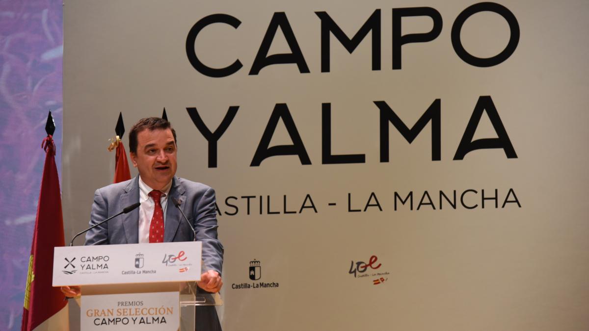 El consejero de Agricultura, Agua y Desarrollo Rural, Francisco Martínez Arroyo / JCCM