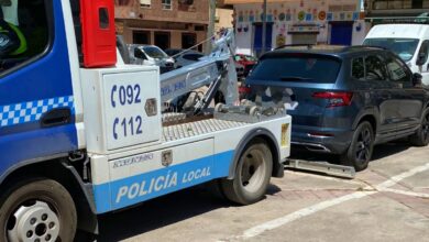 Grúa de la Policía Local de Albacete - FOTO DE ARCHIVO