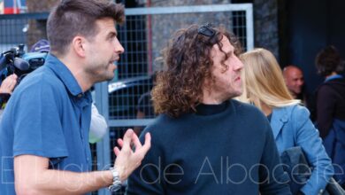 Piqué y Puyol, sorprendidos con la afición del Albacete Balompié