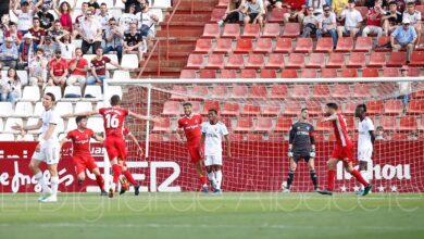 Bernabé se lamenta tras encajar el Albacete el 0-1