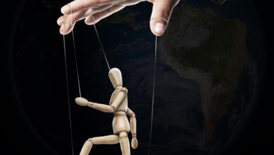 Las sectas, a escena en Albacete