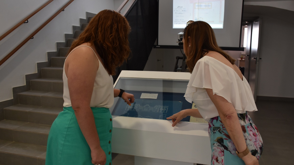 El Archivo Municipal de Albacete muestra la exposición ‘Se hizo la luz. La electrificación de nuestra cuchillería a principios del siglo XX’ / Ayto. Albacete