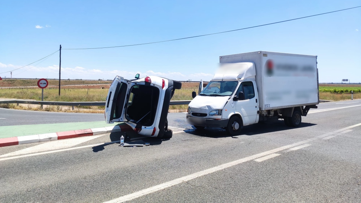 Accidente de tráfico en la provincia de Albacete / Imagen: Policía Local Villarrobledo