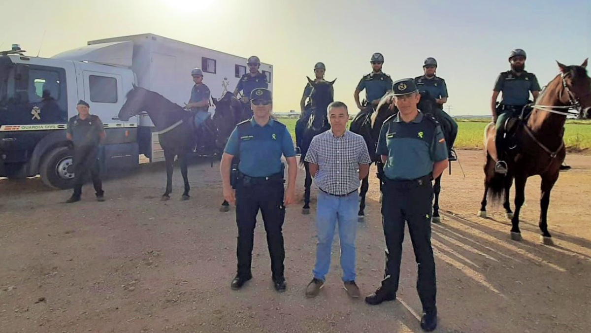 Escuadrón de caballería en Albacete