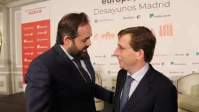 Núñez, en Madrid, con Almeida