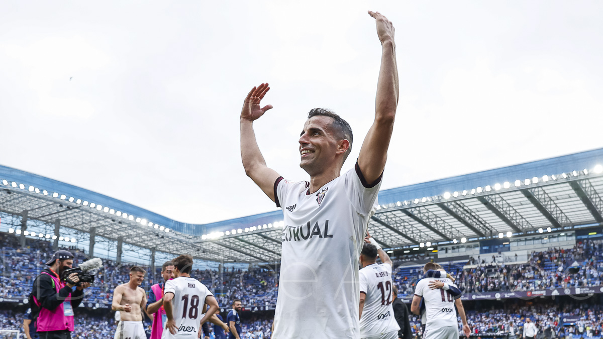 Rubén Martínez celebra el ascenso del Albacete