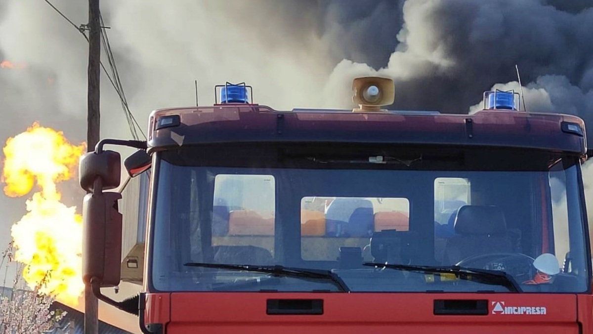 FOTO DE ARCHIVO DE UN INCENDIO INDUSTRIAL - ALBACETE