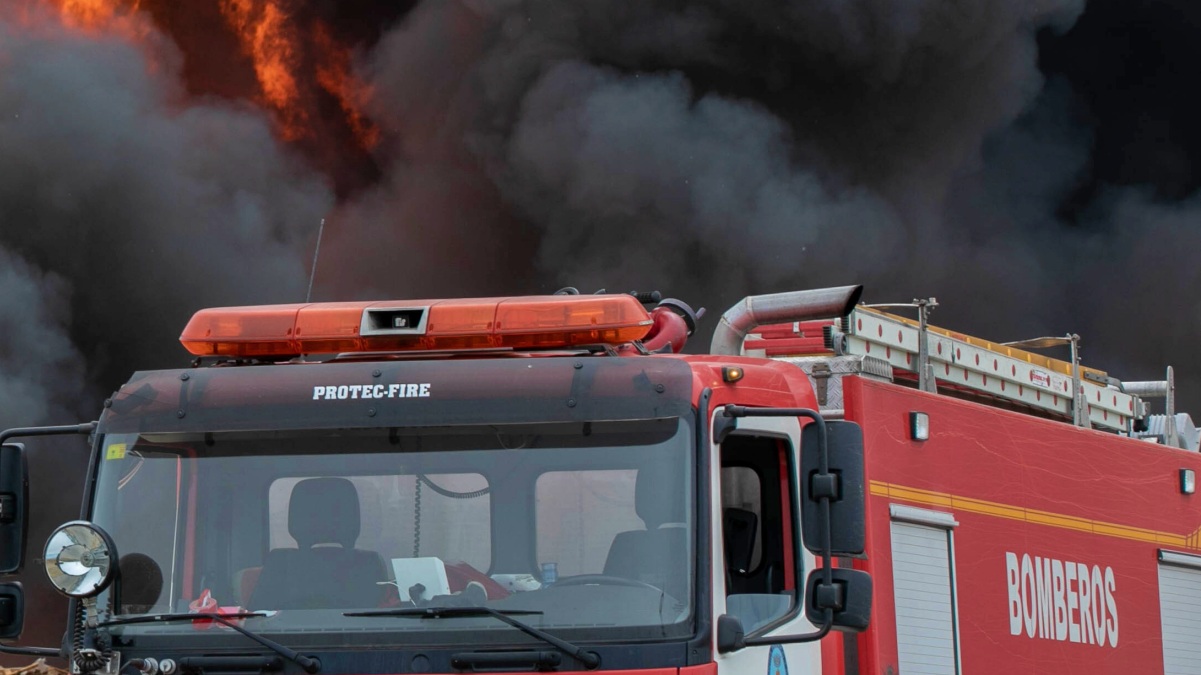 FOTO DE ARCHIVO DE UN INCENDIO INDSUTRIAL - ALBACETE