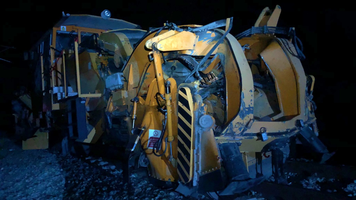 Una de las locomotoras implicadas en el suceso que terminó con 4 trabajadores heridos en el Hospital de Albacete