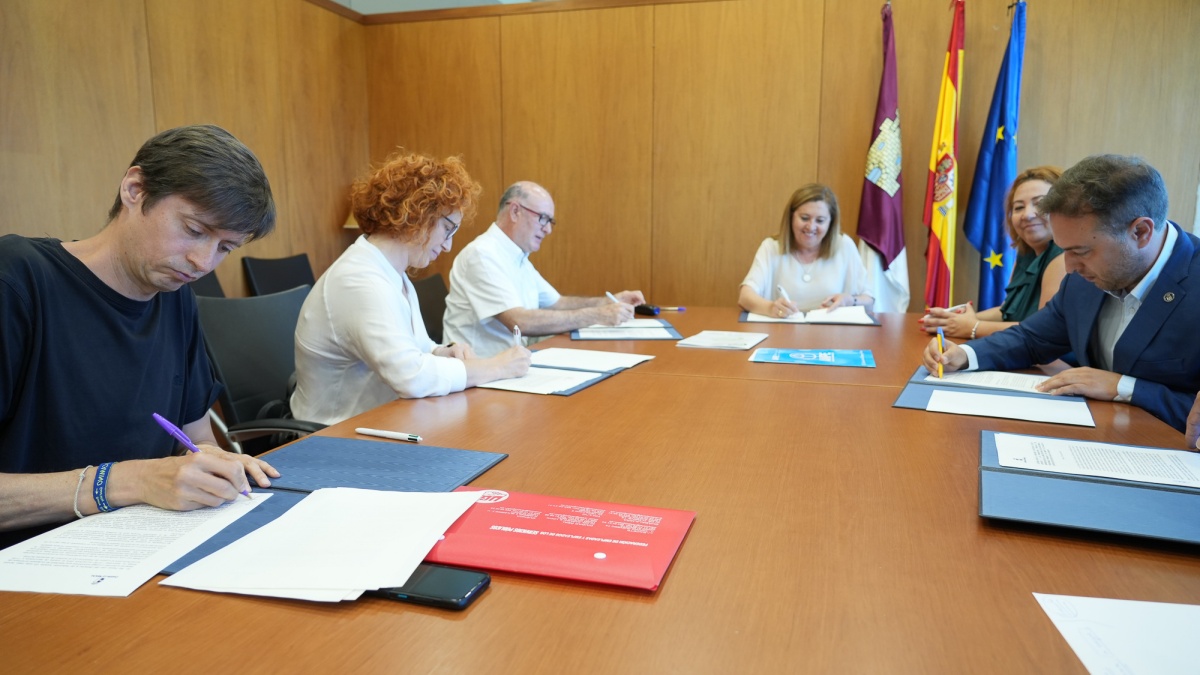 El Gobierno regional destaca que los profesores itinerantes de Castilla-La Mancha van a contar con las mejores condiciones de to