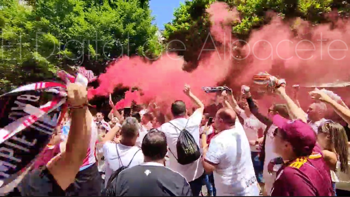 La afición del Albacete en La Coruña