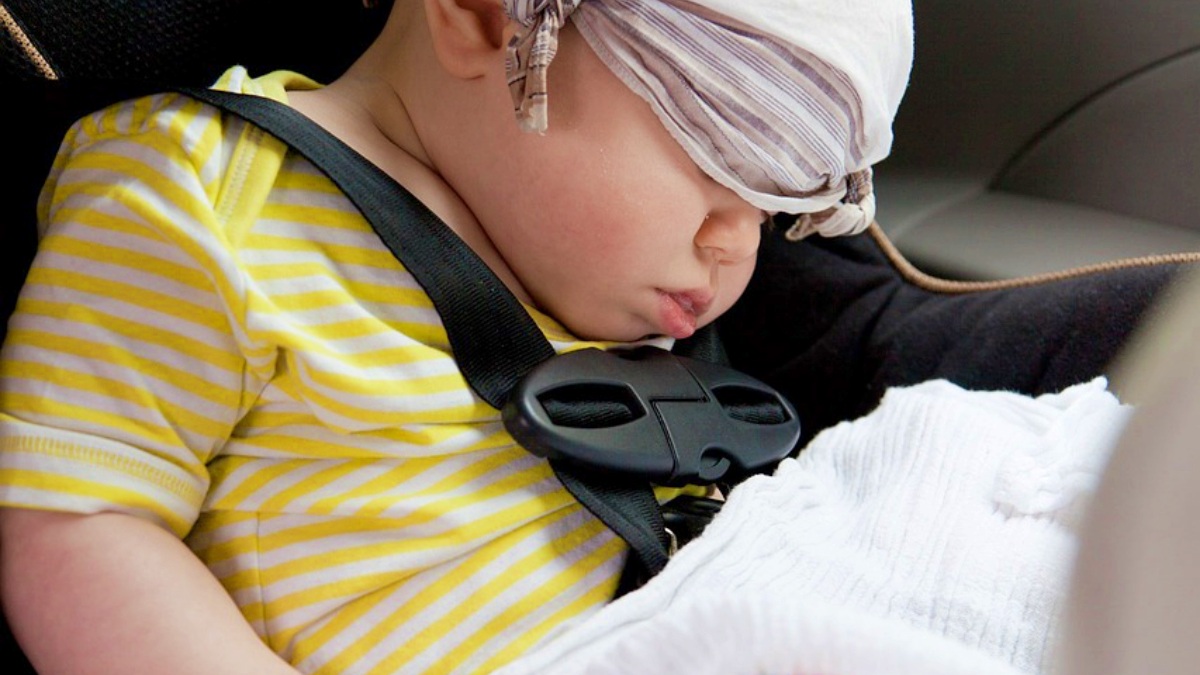 Niño en un coche - FOTO: Pixabay