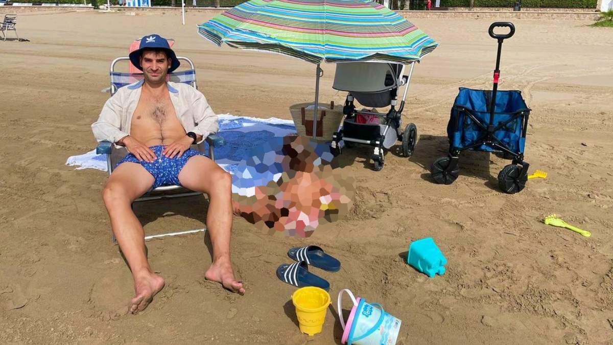 Manu Trigueros posa en la playa este verano - Foto: Instagram Manu Trigueros