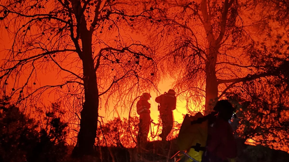 Incendio de Venta del Moro (Valencia), no muy lejos de poblaciones de La Manchuela de Albacete (FOTO: UME)