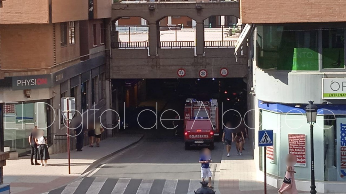 Incendio en el túnel de Villacerrada en Albacete