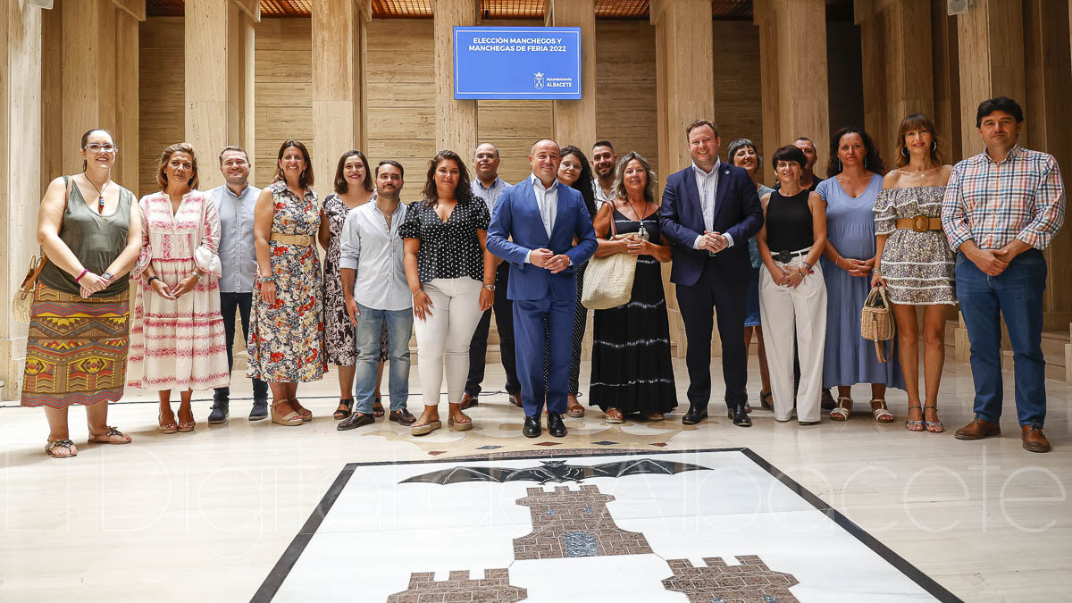Presentación de las parejas de Manchegos de esta Feria de Albacete 2022 / Fotos: Ángel Chacón