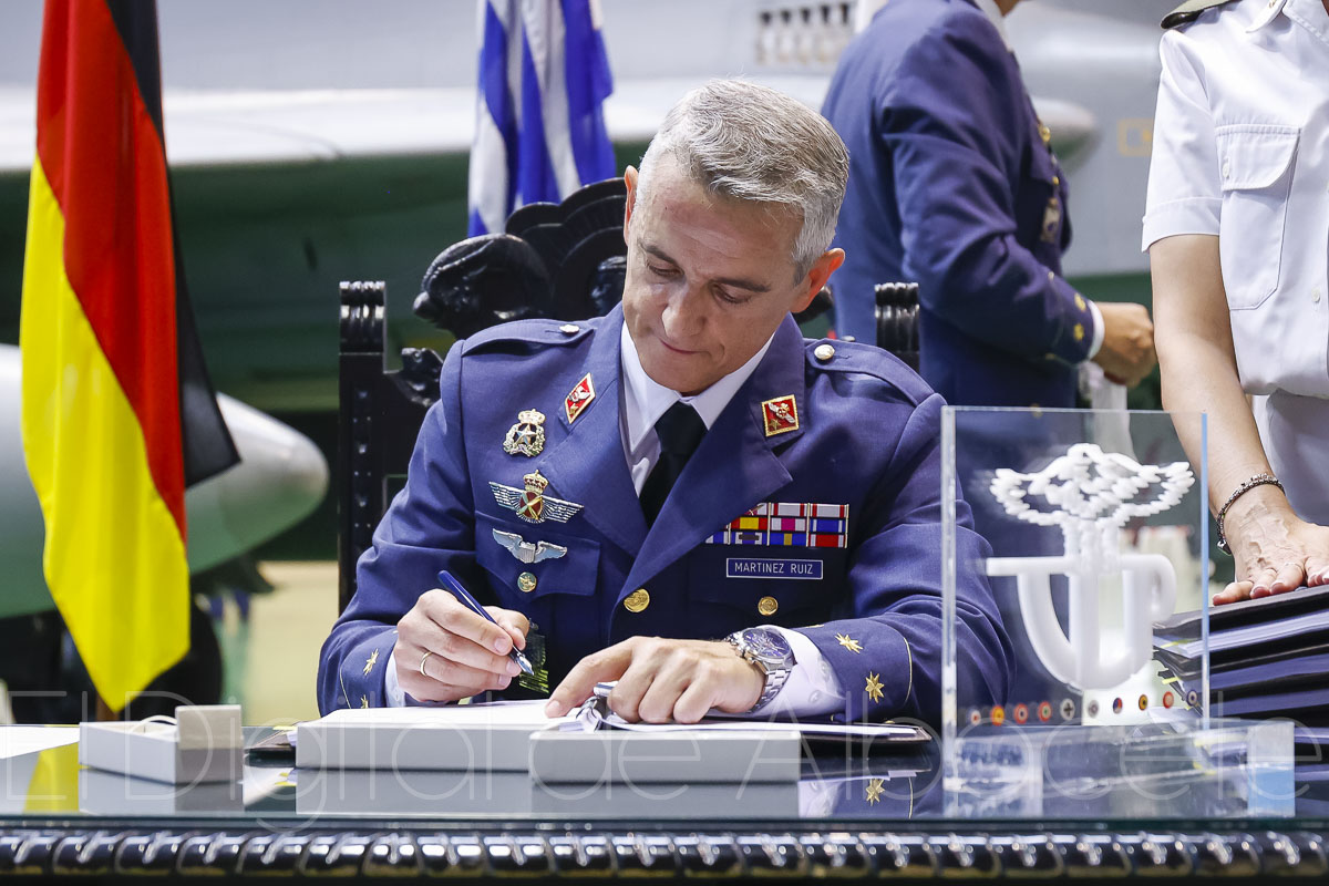 El Coronel Luis Alberto Martínez Ruiz juraba su nuevo cargo al frente del TLP en Albacete