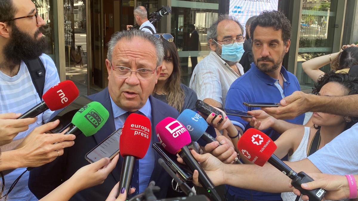 El consejero de Hacienda y Administraciones Públicas, Juan Alfonso Ruiz Molina, en la reunión del CPFF / Foto: JCCM