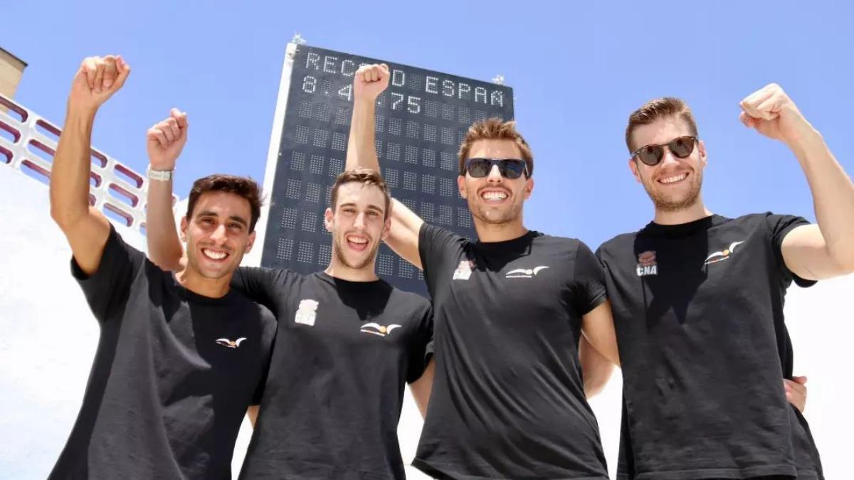 RÉCORD DE ESPAÑA +100 / Foto: Club Natación Albacete