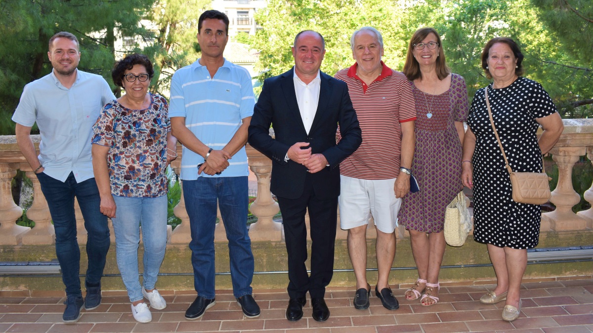 Foto de familia en el Ayuntamiento de Albacete