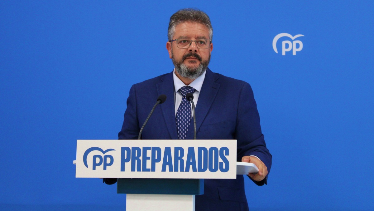 El pp de castilla-la mancha pide a page que 