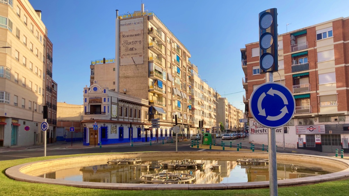 Rotonda de la Plaza Alberto Mateos en Albacete