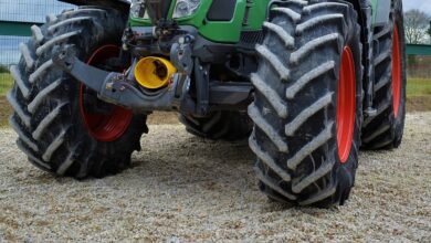 Un tractor en una foto de archivo