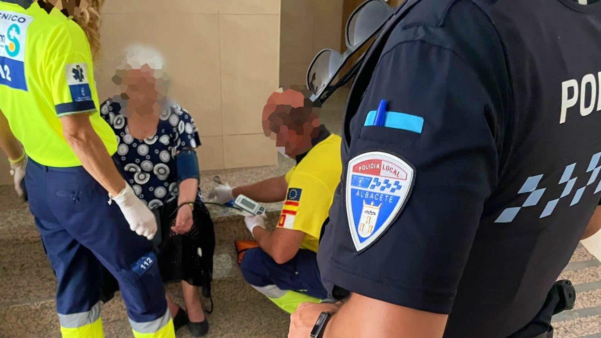 Socorrida una mujer de 93 años en Albacete - FOTO: Policía Local de Albacete