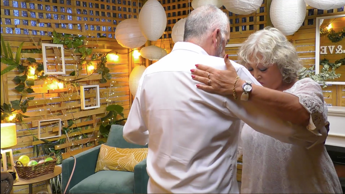 Un pasodoble llena de amor la cita de esta vecina de Albacete en 'First Dates' / FOTO: CUATRO