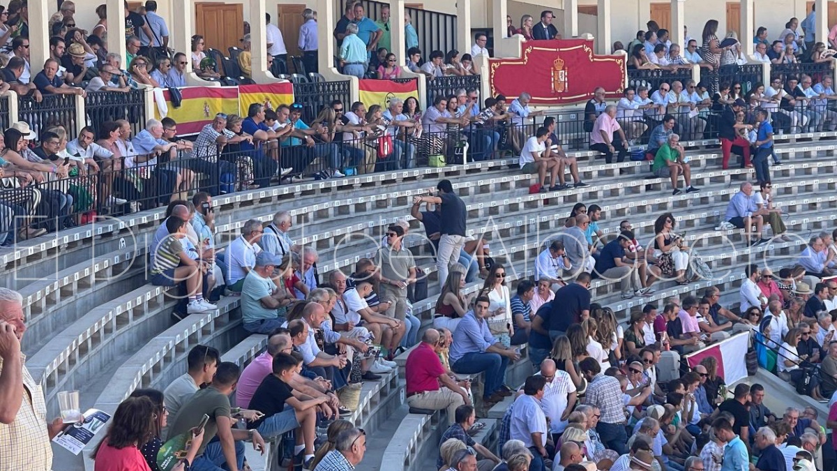 Plaza de Toros de Albacete, 8 de septiembre