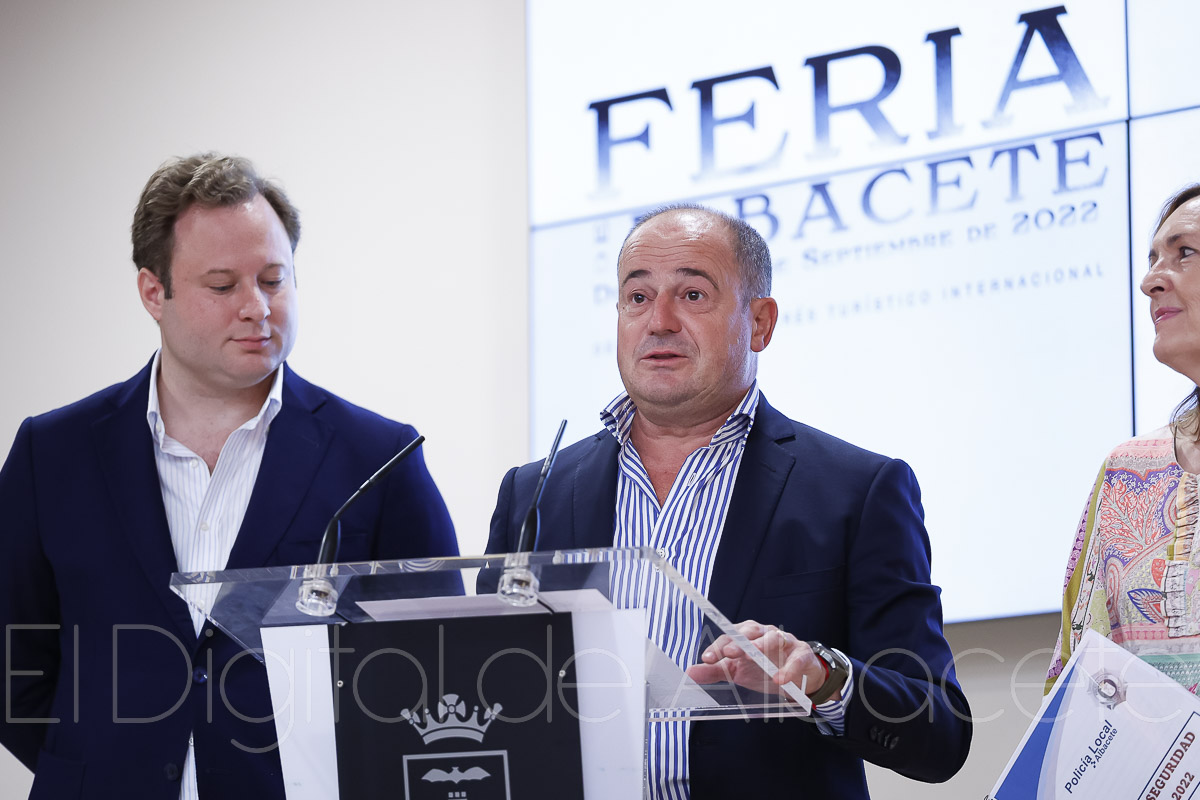 El alcalde de Albacete, Emilio Sáez / Fotos: Ángel Chacón