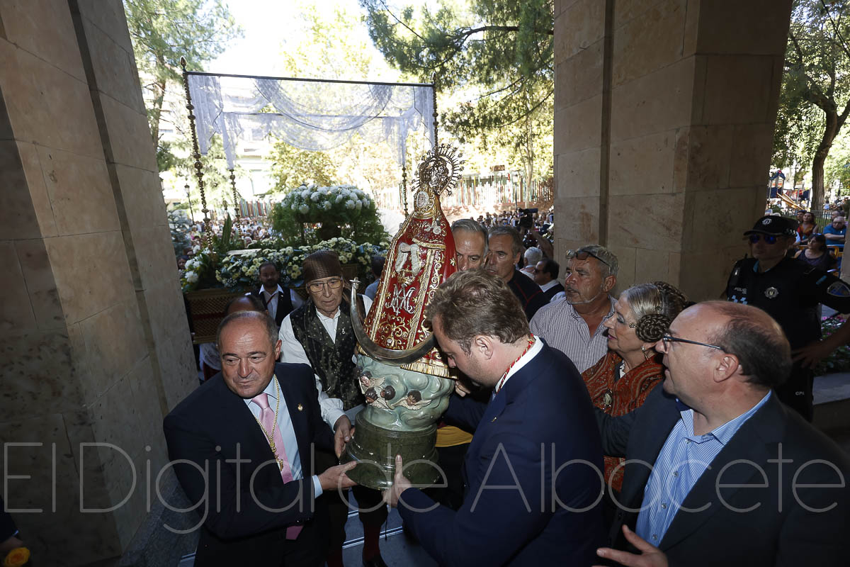 Traslado de la Virgen de los Llanos desde la Feria de Albacete / Fotos: Ángel Chacón